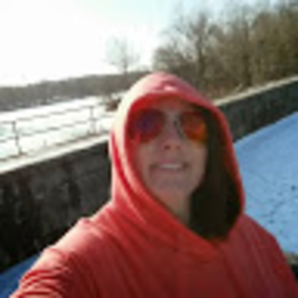 Meet your Posher, Angie